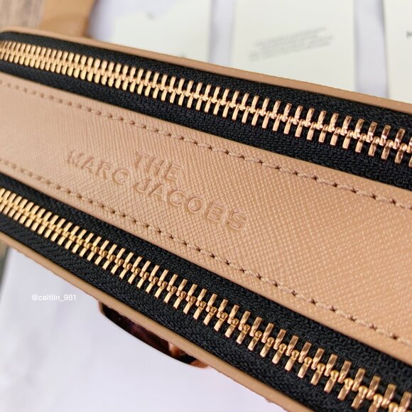 Marc Jacobs The Mixed Media Snapshot Crossbody Bag - Picture 6 of 9